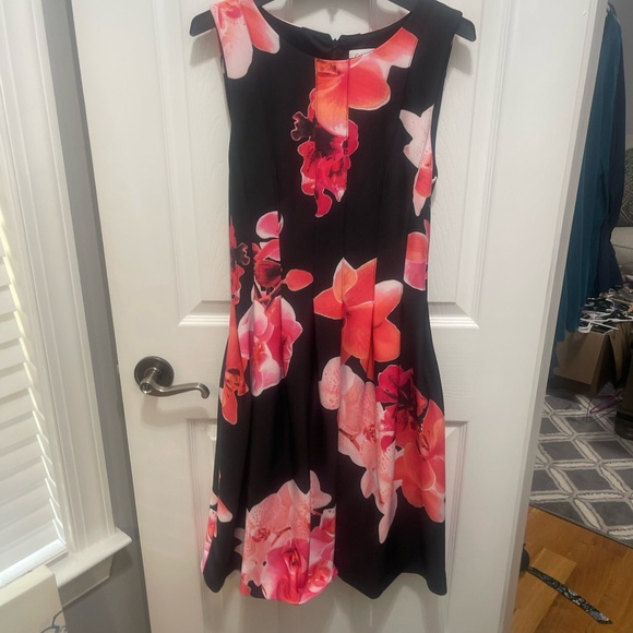 Calvin Klein Black and Pink Floral Midi Dress - Picture 10 of 15